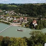 Hotel Mariensaeule 3*