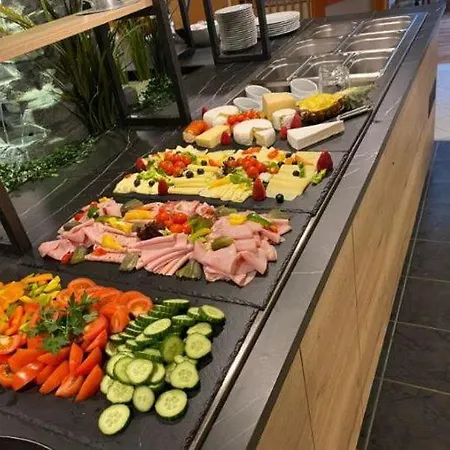 Mariensäule Hotel Wernstein am Inn