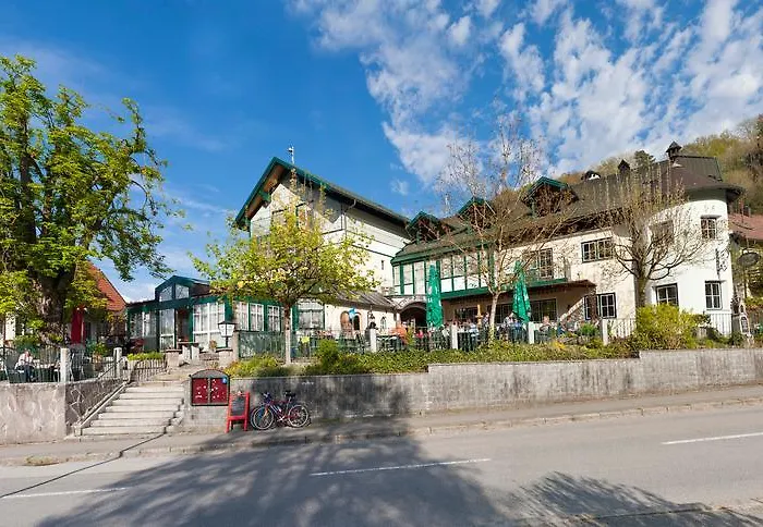 Mariensaeule Hotel 3*