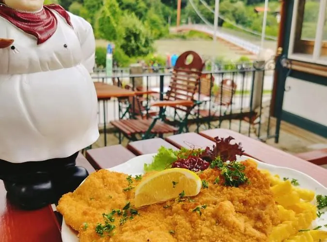 Отель Mariensaeule 3*